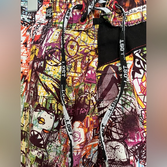 LOST ENTERPRISES X PINKIE TAYLOR Board Shorts size 36 - Picture 3 of 5
